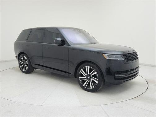 2023 Land Rover Range Rover P530 SE