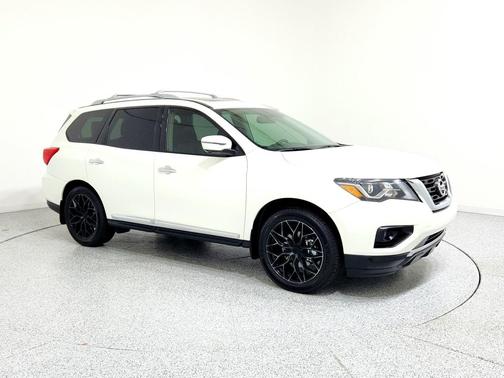 2019 Nissan Pathfinder Platinum