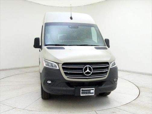 2022 Mercedes-Benz Sprinter 2500 Standard Roof