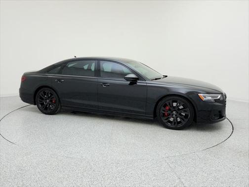 2025 Audi S8 4.0T