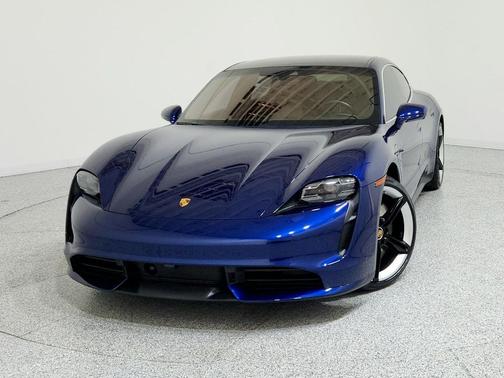 2020 Porsche Taycan Turbo