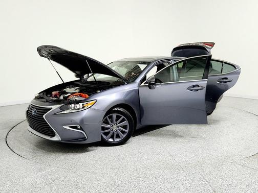 2016 Lexus ES 300h Base