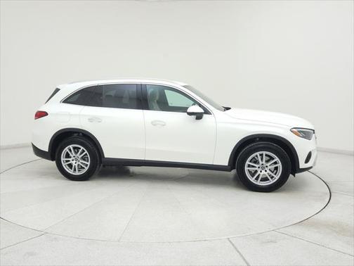 2025 Mercedes-Benz GLC 300 Base