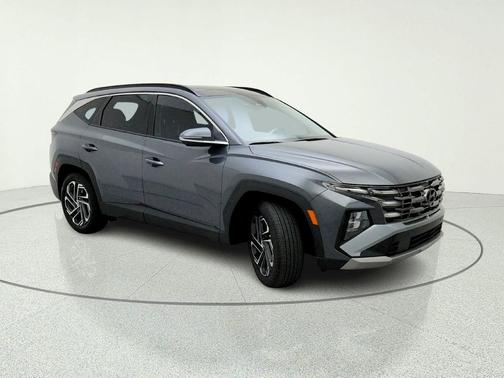 Ecotronic Gray 2025 Hyundai TUCSON Limited