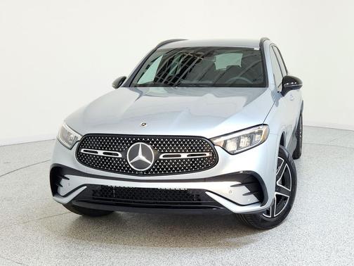 2026 Mercedes-Benz GLC 300 4MATIC