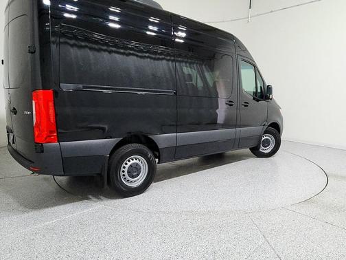 2026 Mercedes-Benz Sprinter 2500 Standard Roof