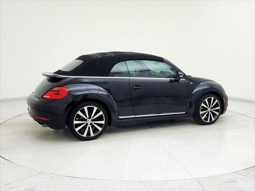 2015 Volkswagen Beetle DSG 2.0T R-Line