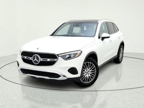 Polar White 2026 Mercedes-Benz GLC 300 Base