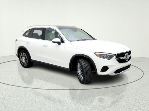Polar White 2026 Mercedes-Benz GLC 300 Base