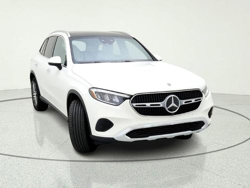 Polar White 2026 Mercedes-Benz GLC 300 Base