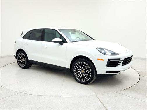 2021 Porsche Cayenne premium package