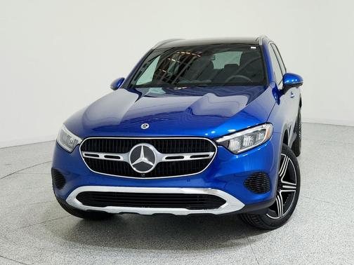 2026 Mercedes-Benz GLC 300 Base