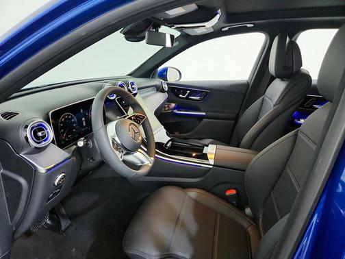 2026 Mercedes-Benz GLC 300 Base