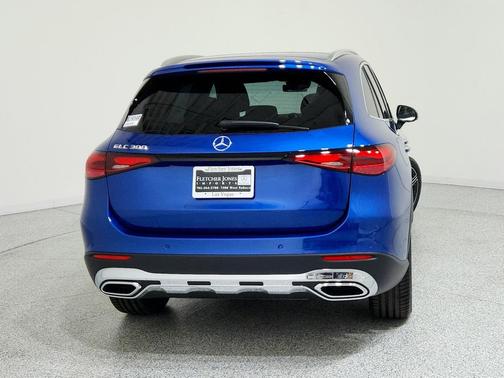 2026 Mercedes-Benz GLC 300 Base