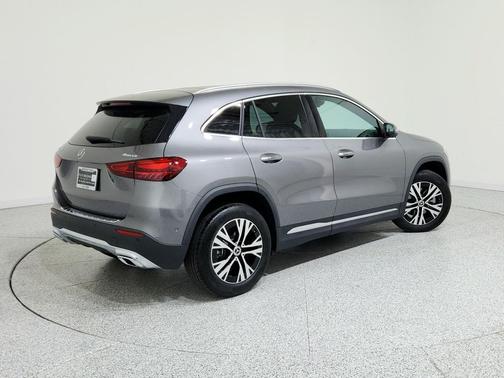 2025 Mercedes-Benz GLA 250 4MATIC