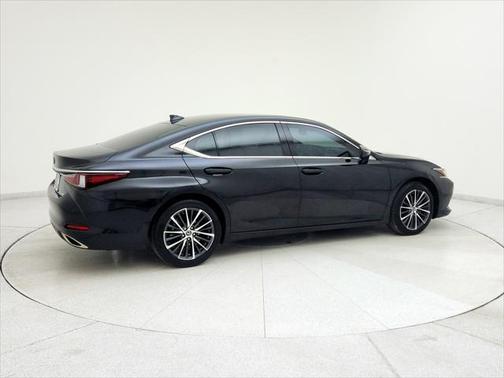 2023 Lexus ES 350 Base