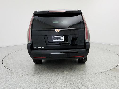 2020 Cadillac Escalade Platinum