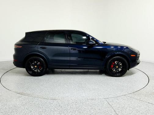 2020 Porsche Cayenne S