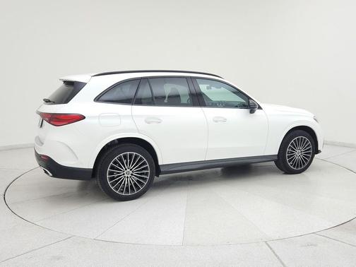 2025 Mercedes-Benz GLC 300 Base