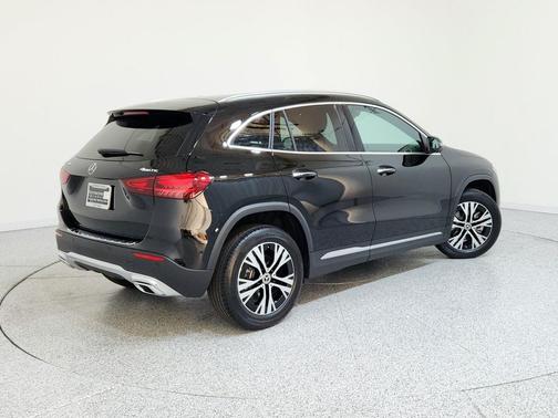 2025 Mercedes-Benz GLA 250 4MATIC