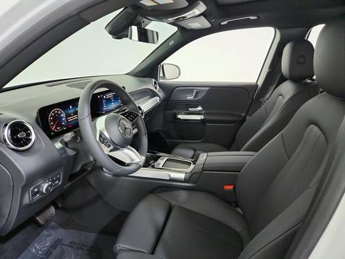 2026 Mercedes-Benz GLB 250 Base