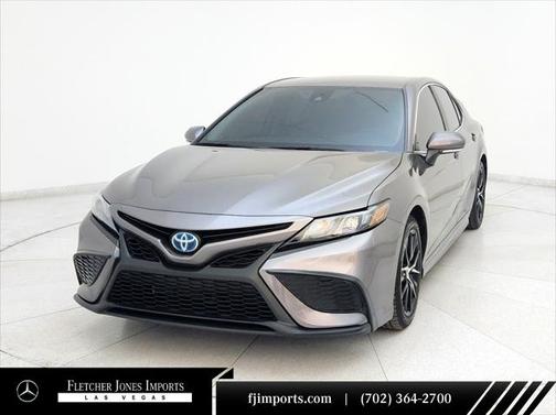 2024 Toyota Camry Hybrid SE