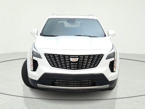 Crystal White Tricoat 2019 Cadillac XT4 Premium Luxury