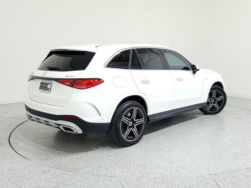 2025 Mercedes-Benz GLC 350e Base