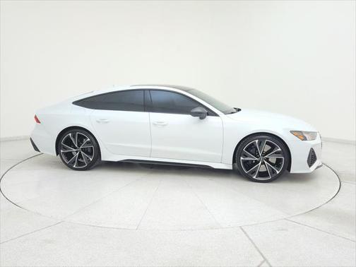 2021 Audi RS 7 4.0T