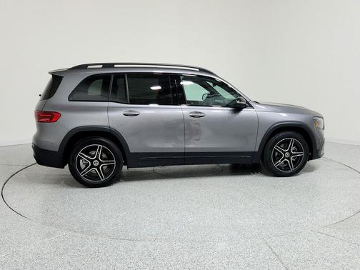 2026 Mercedes-Benz GLB 250 Base