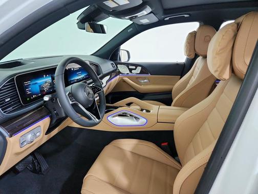 2026 Mercedes-Benz GLS 450 4MATIC