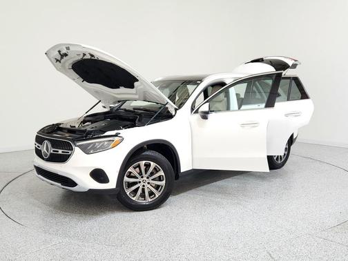 2025 Mercedes-Benz GLC 300 4MATIC