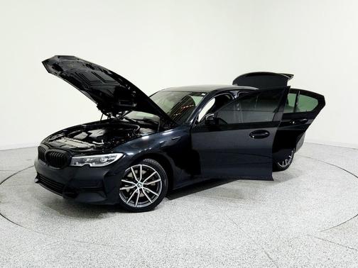 2019 BMW 330 330i