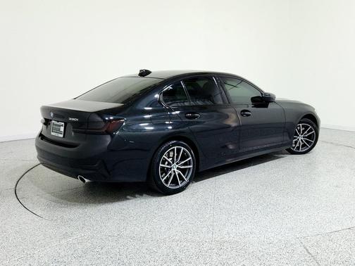 2019 BMW 330 330i