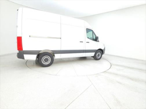 2025 Mercedes-Benz Sprinter 2500 Standard Roof