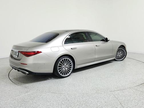 2022 Mercedes-Benz S-Class 4MATIC