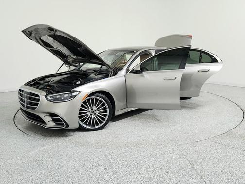 2022 Mercedes-Benz S-Class 4MATIC