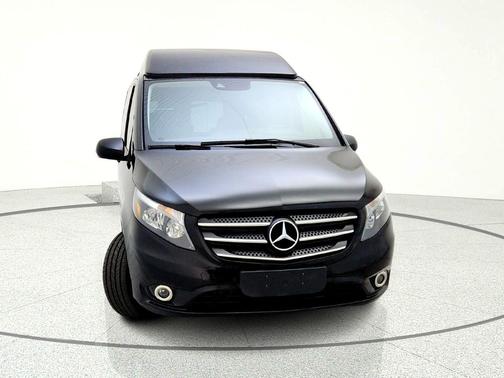 OBSIDIAN BLACK METAL 2019 Mercedes-Benz Metris Base