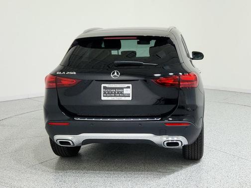 2025 Mercedes-Benz GLA 250 4MATIC