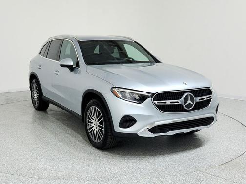 2025 Mercedes-Benz GLC 300 Base