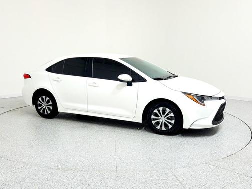 2022 Toyota Corolla Hybrid LE