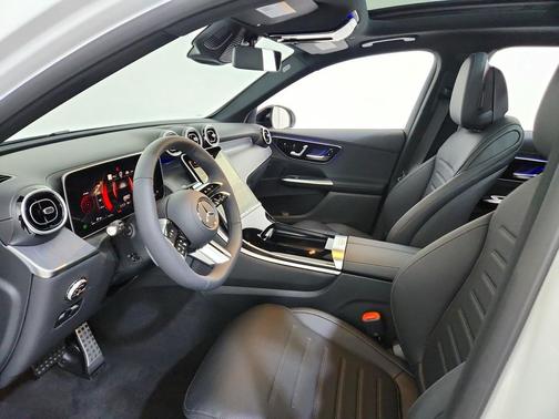 2026 Mercedes-Benz GLC 300 Base