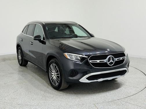 2026 Mercedes-Benz GLC 300 Base