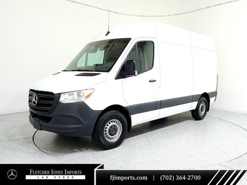 2022 Mercedes-Benz Sprinter 2500 Standard Roof