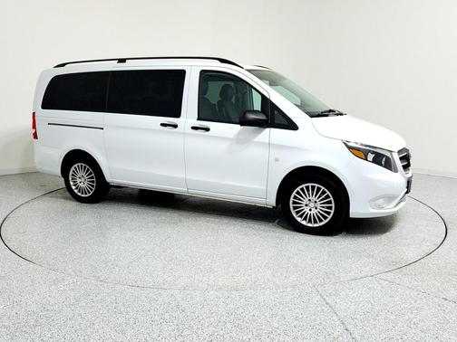 2018 Mercedes-Benz Metris Base
