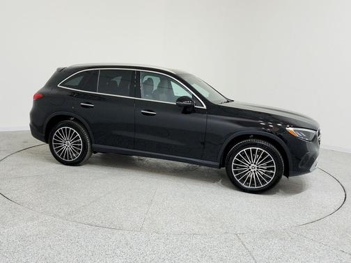 2026 Mercedes-Benz GLC 300 Base
