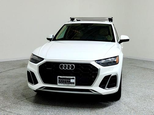 2022 Audi Q5 45 S line Prestige
