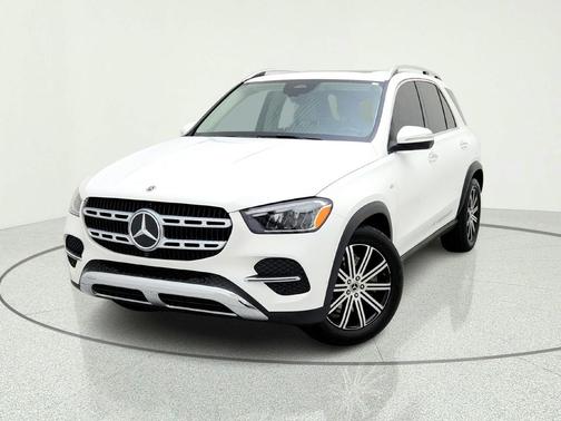 Polar White 2025 Mercedes-Benz GLE 450e 4MATIC