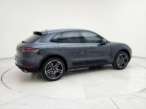 2020 Porsche Macan Base