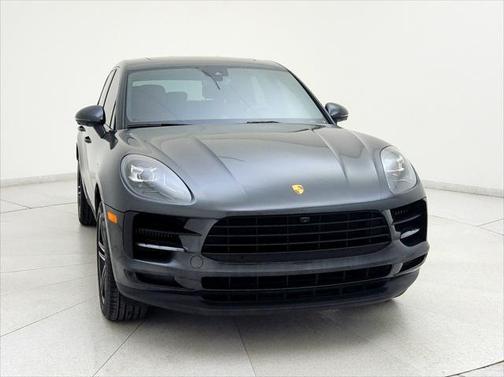 2020 Porsche Macan Base